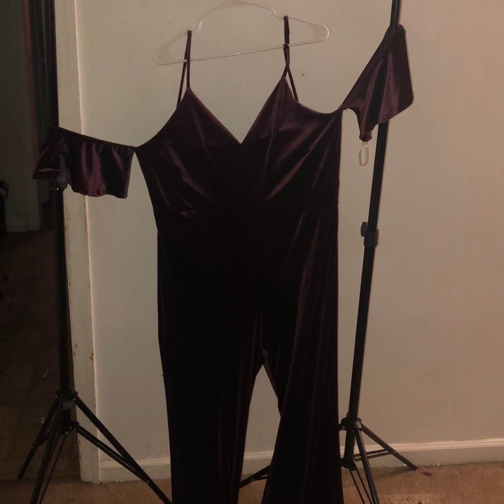 Velvet one piece (burgundy)